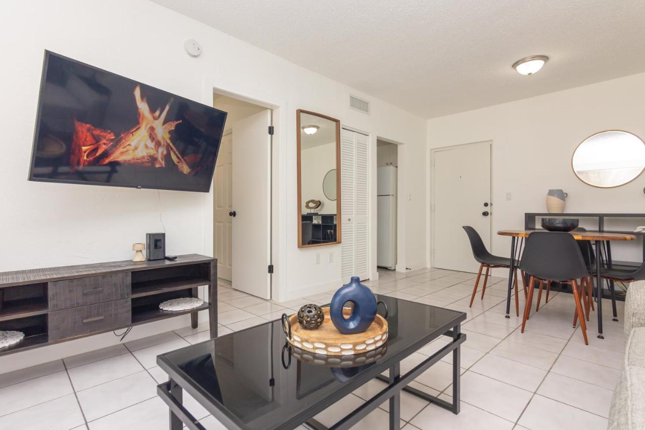One Bedroom Apartment - With Parking & Balcony - Heart Of Wynwood Miami Exterior foto